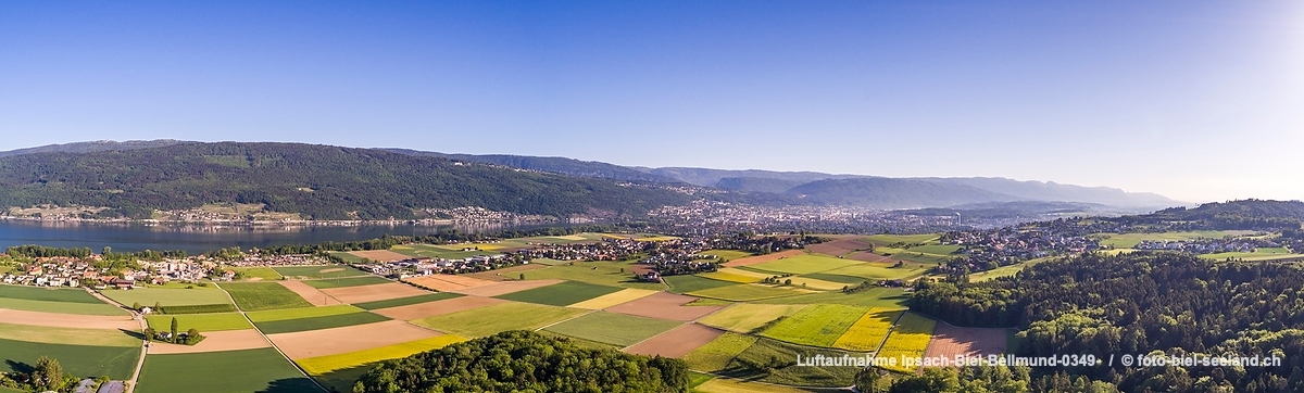 Bildname:  Luftaufnahme Ipsach-Biel-Bellmund-0349- Drohnenaufnahme vom Berner SeelandBildgroesse: 9038  x 2728 px /  76.5 x 23.1 cm (300dpi)Stichwoerte